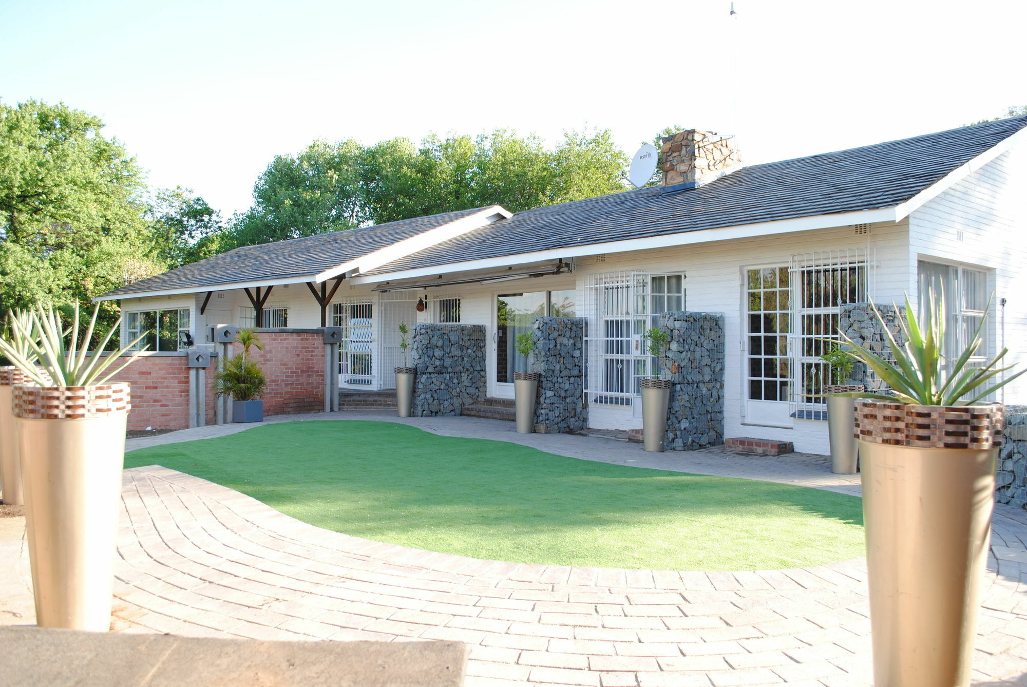 B And B Sandton Bed and Breakfast Johannesburg Buitenkant foto